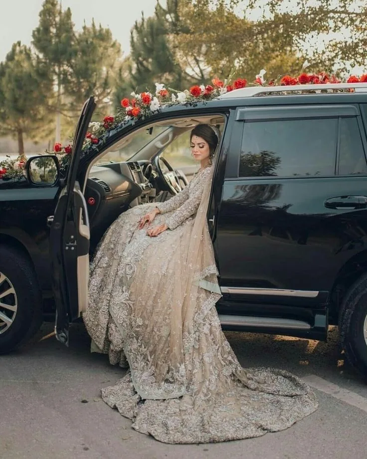 Bridal cars and wedding transport in Pakistan: booking tips and checklist